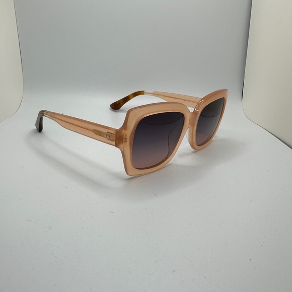 NWOT TOMS Sunglasses - Mackenzie in Peach Crystal w/ Grey Gradient Lens - Picture 2 of 2